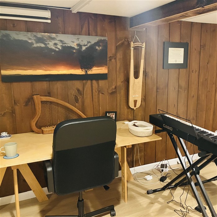 Alix's music studio
